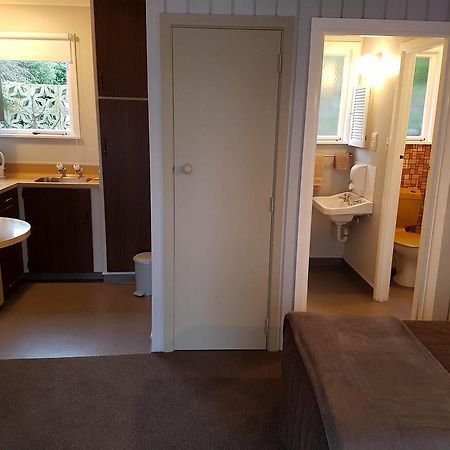 Camberley Court Motel Hastings Bagian luar foto